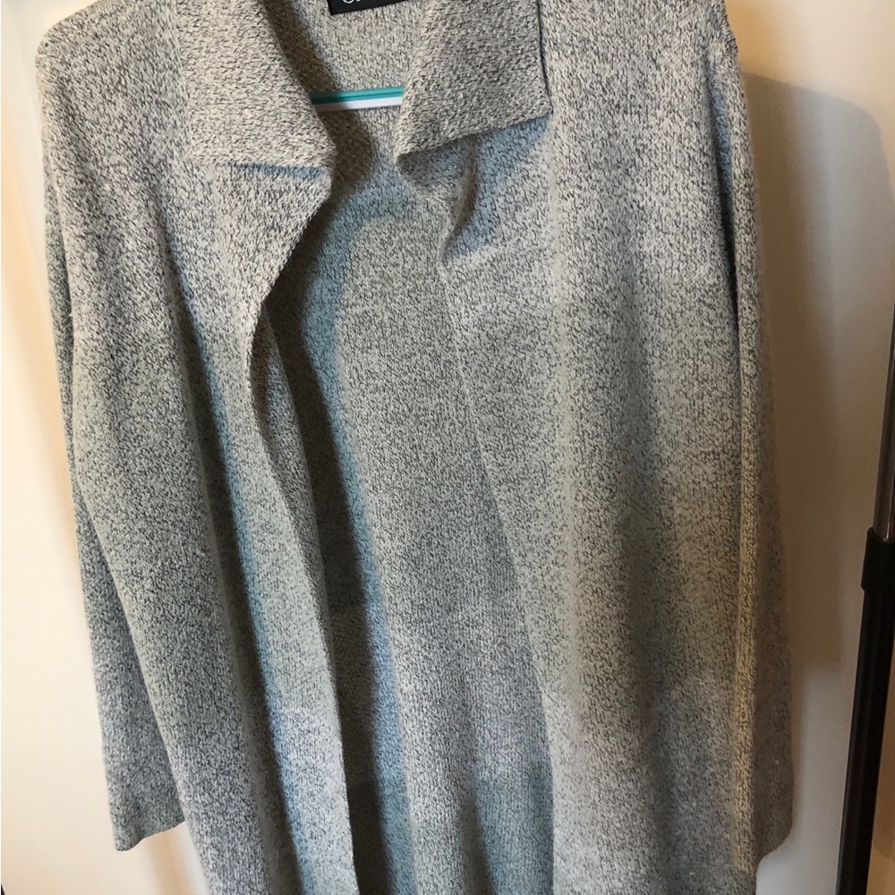 NWOT Gray on Gray Open Sweater by Creation with Draped Collar and Cozy Fit XXL